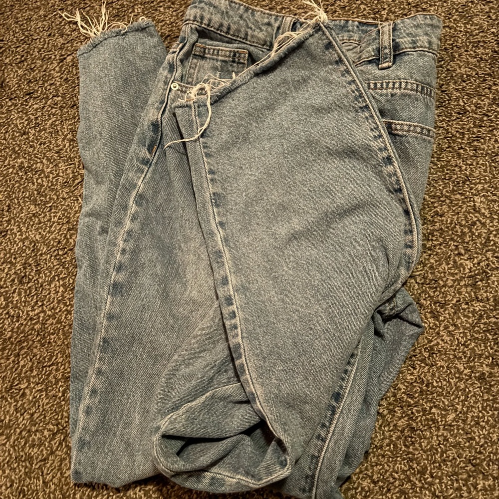 Dark wash women’s jeans